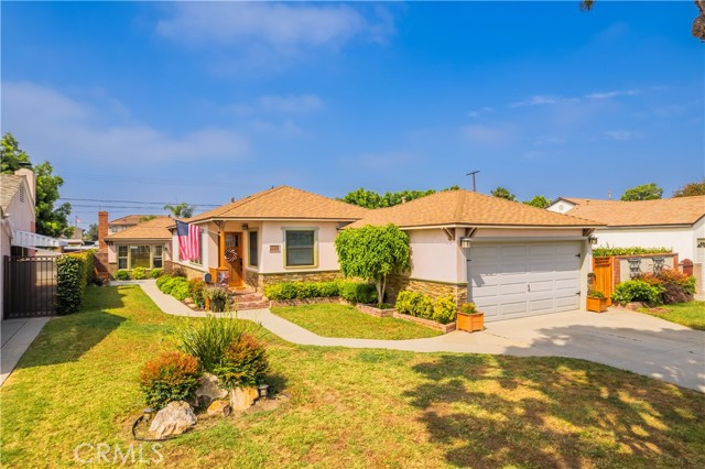 9052 Bigby Street, Downey, California 90241, 4 Bedrooms Bedrooms, ,2 BathroomsBathrooms,Single Family Residence,For Sale,Bigby,TR25031383