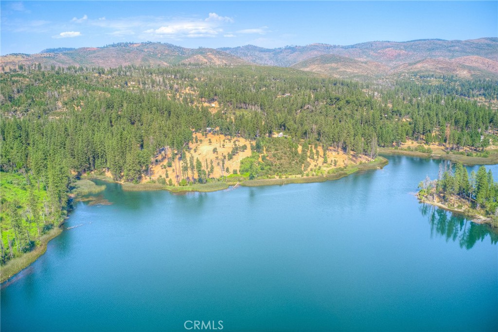 https://media.crmls.org/medias/645e0a7f-6eff-4aae-9997-fcd794bca1af.jpg?preset=X-Large