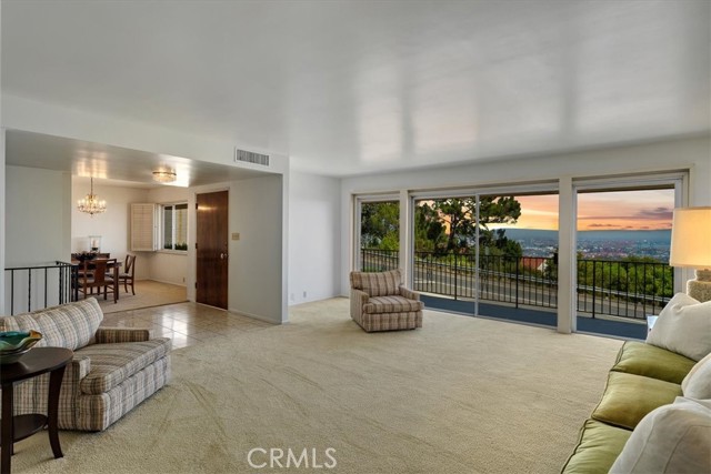 Living room, view to harbor and Catalina.