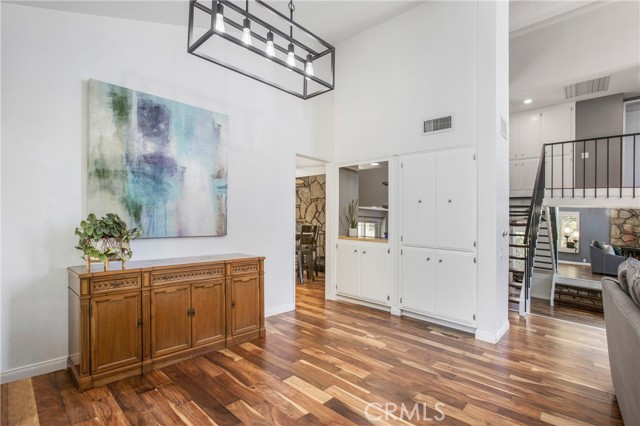 Image 8 of 41 For 25632 Adriana Street