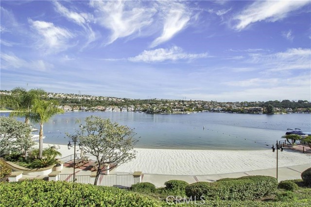 26175 Buscador, Mission Viejo CA: https://media.crmls.org/medias/645ed5c6-eca6-4630-bed8-3d3158cb1a6b.jpg