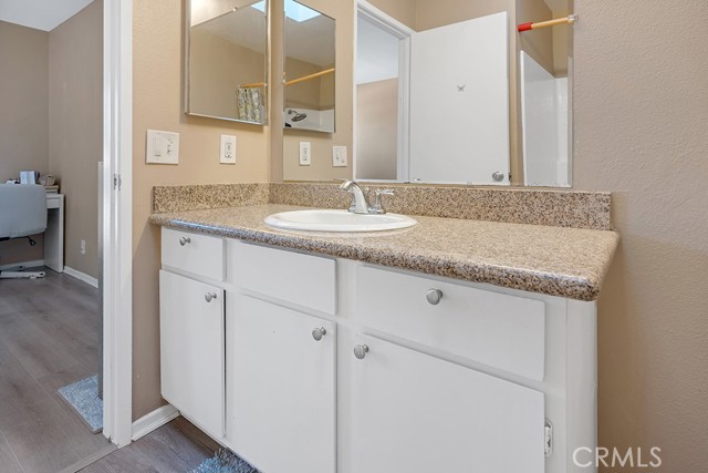 Detail Gallery Image 21 of 32 For 8834 Willis Ave 2a,  Panorama City,  CA 91402 - 3 Beds | 2/1 Baths