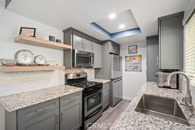 Detail Gallery Image 11 of 14 For 285 S S. Sierra Madre Blvd a,  Pasadena,  CA 91107 - 2 Beds | 2 Baths