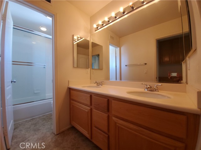Detail Gallery Image 26 of 42 For 801 Megan Ct, Costa Mesa,  CA 92626 - 4 Beds | 3 Baths