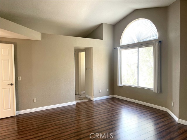 2985 Amber Drive, Corona CA: https://media.crmls.org/medias/6460a8cd-265a-4ed2-a689-cdc0c5a14371.jpg
