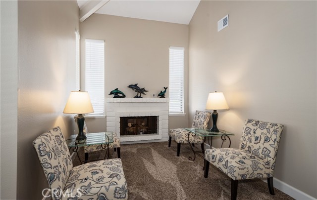 21992 Hoi Circle, Lake Forest CA: https://media.crmls.org/medias/6460bfbd-a3a8-4cbb-9521-d3ea0cecf564.jpg