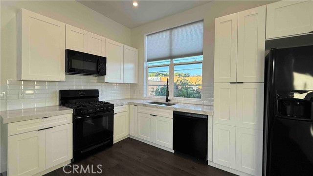 Detail Gallery Image 9 of 21 For 2805 S El Camino Real #B,  San Clemente,  CA 92672 - 1 Beds | 1 Baths