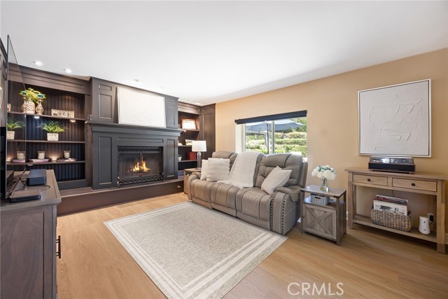 5092 Briarhill Drive, Yorba Linda CA: https://media.crmls.org/medias/6461069f-f84f-4931-bfb9-fa0c24c7c178.jpg