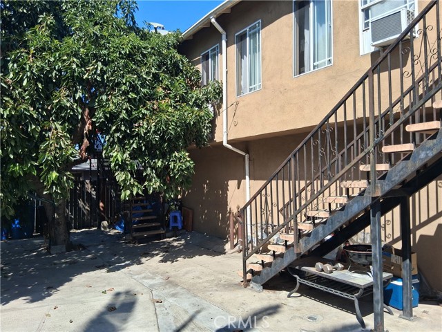 1321 East Adams photo 10