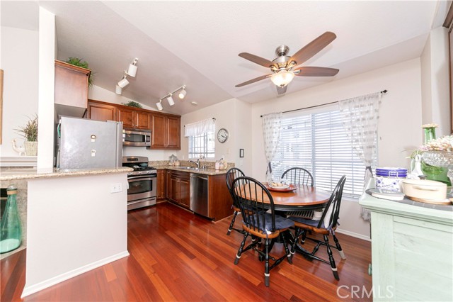 Detail Gallery Image 10 of 34 For 23412 Pacific Park Dr 6a,  Aliso Viejo,  CA 92656 - 2 Beds | 2 Baths