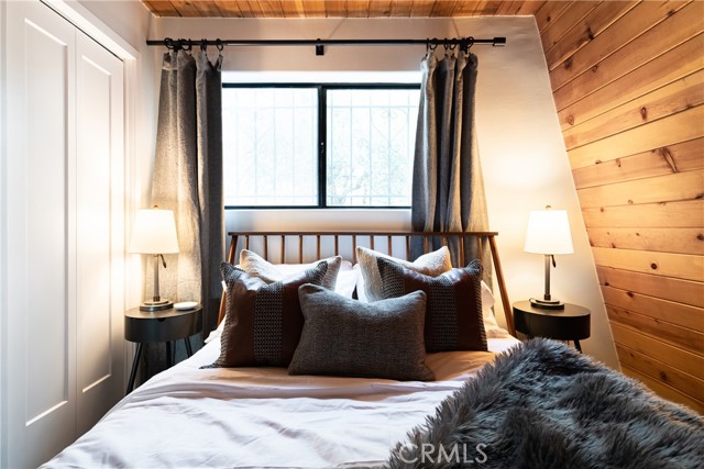 Detail Gallery Image 22 of 45 For 1117 Crater Mountain, Big Bear City,  CA 92314 - 5 Beds | 3 Baths