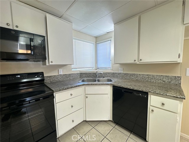 Detail Gallery Image 21 of 64 For 27025 10th St, Highland,  CA 92346 - 4 Beds | 2 Baths