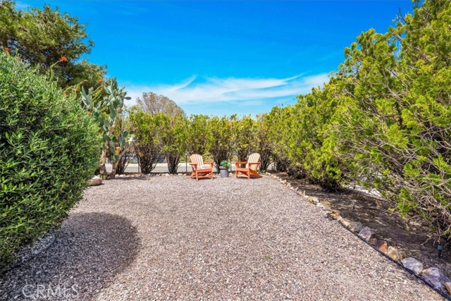 Detail Gallery Image 3 of 42 For 61535 Capilla Dr, Joshua Tree,  CA 92252 - 3 Beds | 2 Baths
