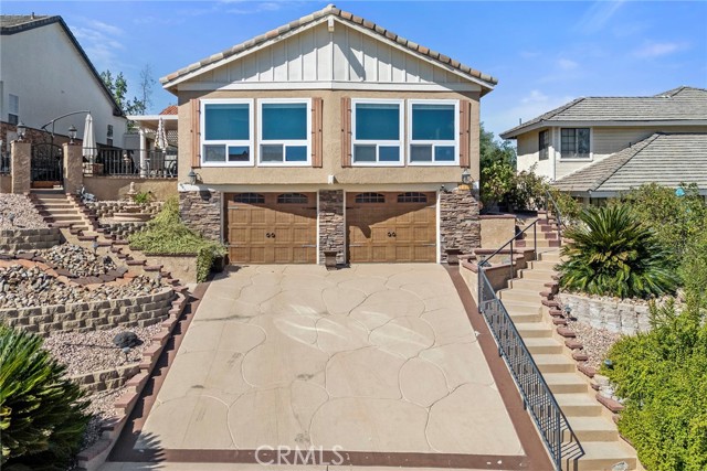 Detail Gallery Image 3 of 48 For 30663 Champion, Canyon Lake,  CA 92587 - 3 Beds | 2 Baths