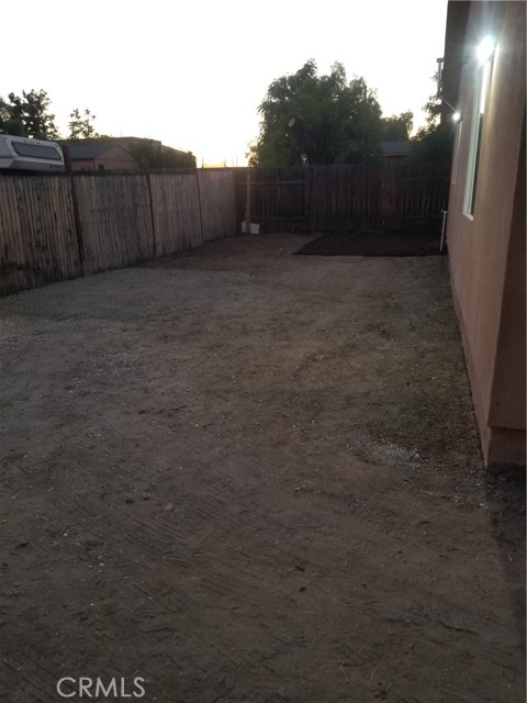 Detail Gallery Image 2 of 2 For 24093 Webster Ave, Moreno Valley,  CA 92553 - 4 Beds | 3 Baths