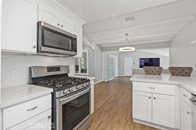 Detail Gallery Image 14 of 33 For 2610 Redcoach Ln, La Habra,  CA 90631 - 3 Beds | 2 Baths