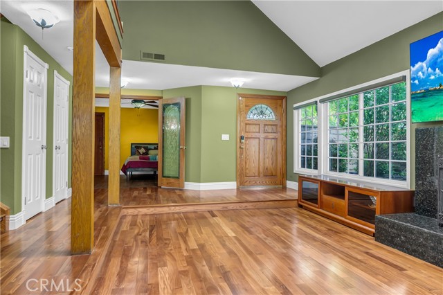 Detail Gallery Image 15 of 61 For 22482 Lake Forest Ln, Lake Forest,  CA 92630 - 4 Beds | 3 Baths