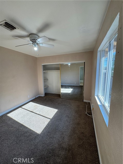 Detail Gallery Image 15 of 17 For 4252 N Holt Ave, Fresno,  CA 93705 - 3 Beds | 2 Baths