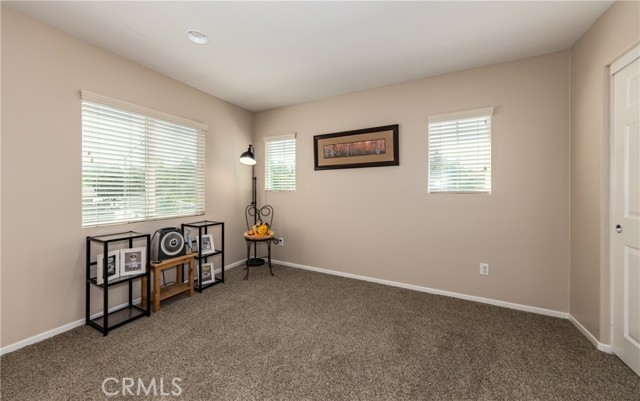 216 Colonial Drive, Calimesa CA: https://media.crmls.org/medias/6466a64c-8fe4-451f-9cab-7475ad94f9a0.jpg