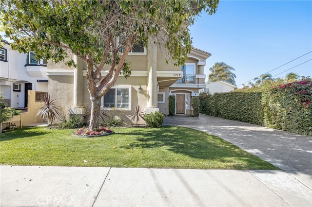 Great North Redondo location on quiet street near parkette