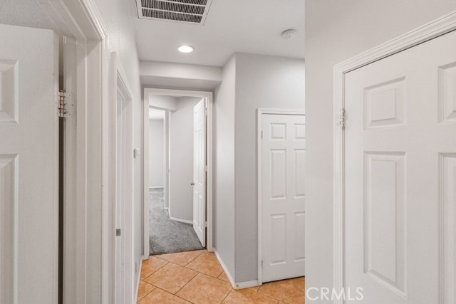 Detail Gallery Image 18 of 35 For 8466 Hoover Ct, Oak Hills,  CA 92344 - 3 Beds | 2 Baths