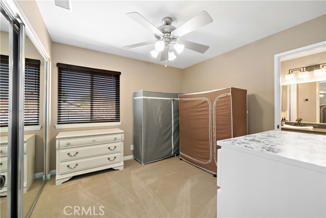 32070 Corte Bonilio, Temecula CA: https://media.crmls.org/medias/6468fcd6-43c9-4c66-967f-d8667abe528e.jpg
