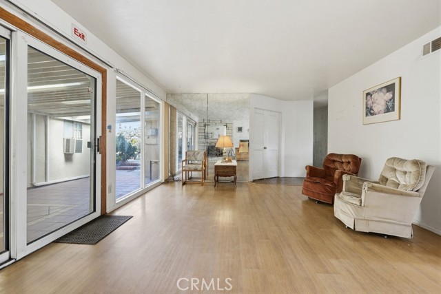 Detail Gallery Image 16 of 35 For 1934 S Robert Ln, Anaheim,  CA 92802 - 5 Beds | 4 Baths