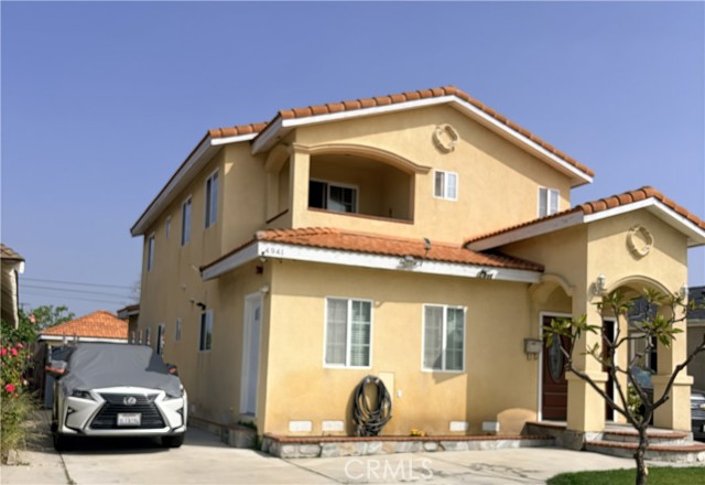 Detail Gallery Image 2 of 49 For 4941 W 130th, Hawthorne,  CA 90250 - 4 Beds | 4 Baths