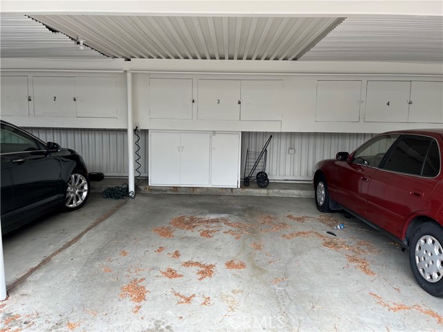 2057 Via Mariposa E, Laguna Woods CA: https://media.crmls.org/medias/646a3589-1f30-4a75-b53b-3f5d55f905db.jpg