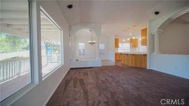 Detail Gallery Image 8 of 19 For 23235 Continental Dr, Canyon Lake,  CA 92587 - 4 Beds | 3 Baths