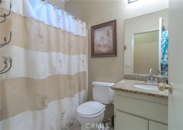 Detail Gallery Image 9 of 20 For 11490 Autumn St, Adelanto,  CA 92301 - 4 Beds | 2 Baths