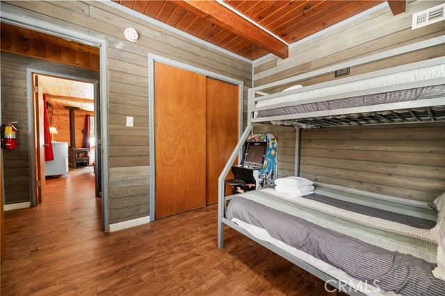 Detail Gallery Image 14 of 32 For 43339 Deer Canyon Rd, Big Bear Lake,  CA 92315 - 2 Beds | 2 Baths