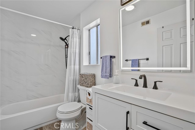 1324 Darwin Drive, Oceanside CA: https://media.crmls.org/medias/646ba78d-e4d6-4f80-b4fa-039248efc3ba.jpg