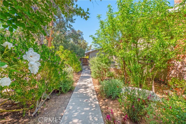 Image 69 of 75 For 2372 Shadow Hill Drive