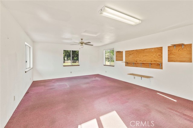 50711 Road 426, Oakhurst CA: https://media.crmls.org/medias/646ccb55-fe33-400c-9a2a-ba9d8c99bc26.jpg