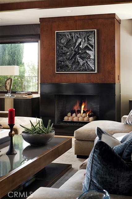 4512 Roxbury Road, Corona del Mar CA: https://media.crmls.org/medias/646cce35-8e8e-4ff4-85e9-487a244f64c1.jpg