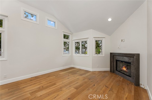 Detail Gallery Image 10 of 26 For 502 Fernleaf Avenue #1,  Corona Del Mar,  CA 92625 - 3 Beds | 2/1 Baths