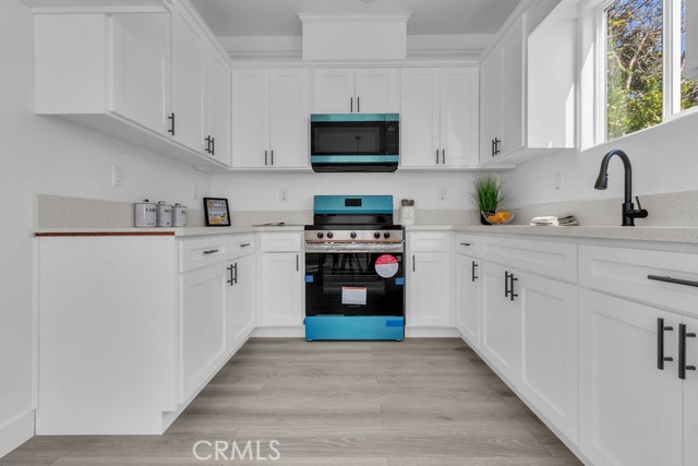 2032 E Stockwell, Compton CA: https://media.crmls.org/medias/646d2199-f1dd-412d-8cdc-d770c7511435.jpg
