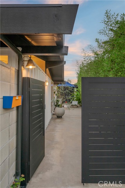 Detail Gallery Image 7 of 53 For 7213 E Lanai St, Long Beach,  CA 90808 - 4 Beds | 2 Baths