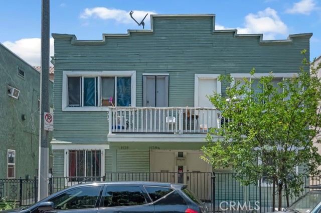 1137 S Union Avenue, Los Angeles CA: https://media.crmls.org/medias/646d5684-ba1b-4bcc-b0db-1afdf30b8891.jpg