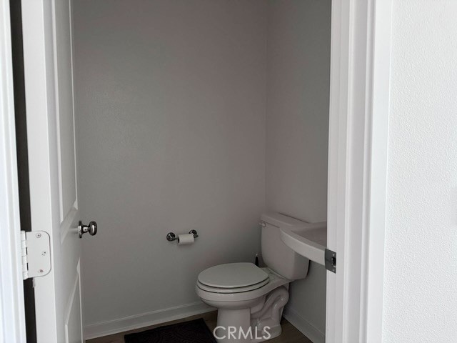 https://media.crmls.org/medias/646eeb70-51c3-4ba4-afed-709bb20ea6f1.jpg?preset=X-Large