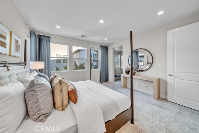 Detail Gallery Image 25 of 63 For 120 Parkland Alley, Lake Forest,  CA 92630 - 5 Beds | 4 Baths