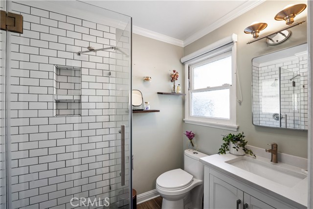 11243 Gaviota Avenue, Granada Hills CA: https://media.crmls.org/medias/64700e37-143e-43e0-b370-3d530f7e7001.jpg