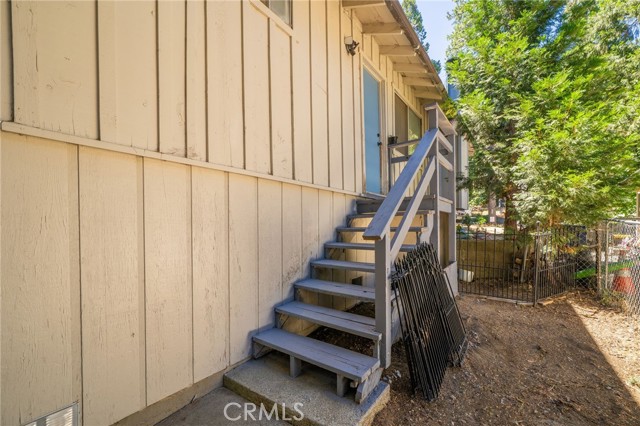 Detail Gallery Image 23 of 46 For 693 Ca 138, Crestline,  CA 92325 - 3 Beds | 2 Baths