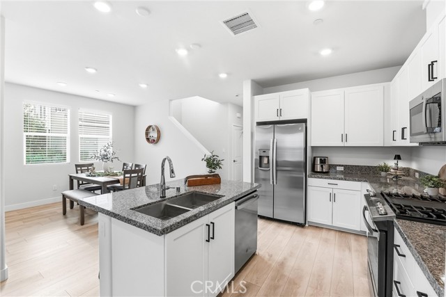 Image 10 of 45 For 3945 Lavine Way  101