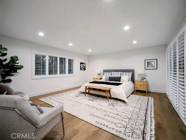 Detail Gallery Image 32 of 67 For 4732 Del Moreno Dr, Woodland Hills,  CA 91364 - 4 Beds | 3 Baths