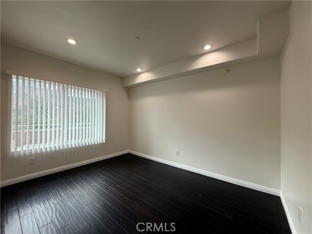 Detail Gallery Image 22 of 30 For 332 S Virgil #201,  Los Angeles,  CA 90020 - 3 Beds | 2 Baths