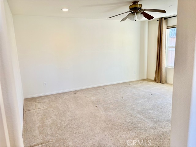 Detail Gallery Image 10 of 33 For 435 Golden Bear Ln, Upland,  CA 91786 - 4 Beds | 2/1 Baths