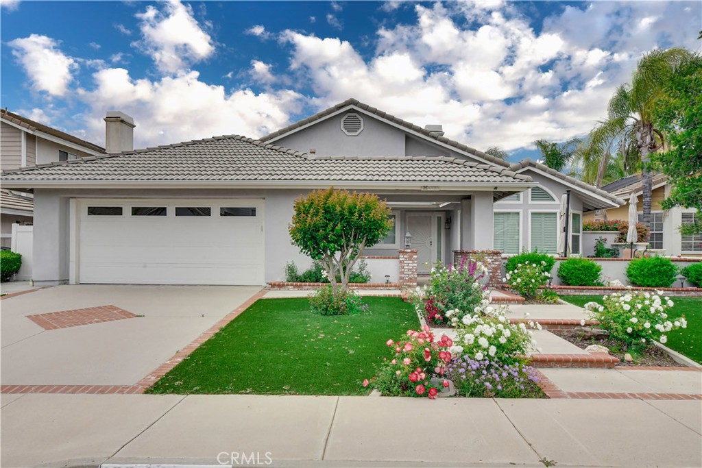 40055 Avenida Palizada, Murrieta, CA 92563