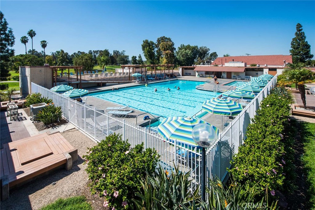 MLS #OC25224634 image #17